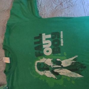 Fall Out Boy on Gildan shirt size small